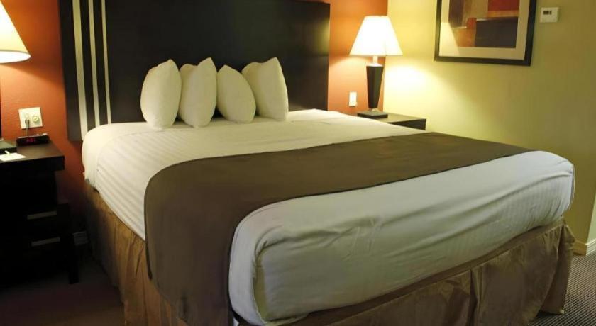 Americas Best Value Inn Monroe Exterior foto